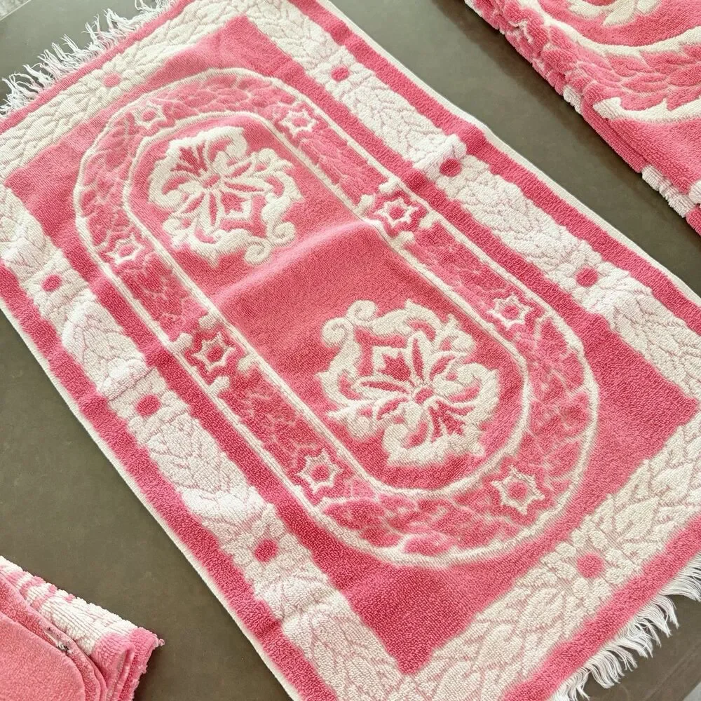 Vtg Fieldcrest Floral Pink Sculpted w/Fringe Bath/Hand Towels & Washcloths